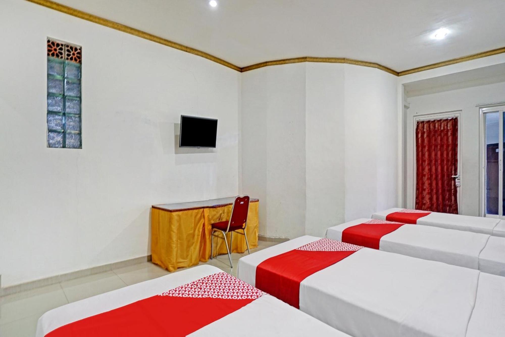 Oyo 90028 Hotel Victory Batu  Eksteriør billede