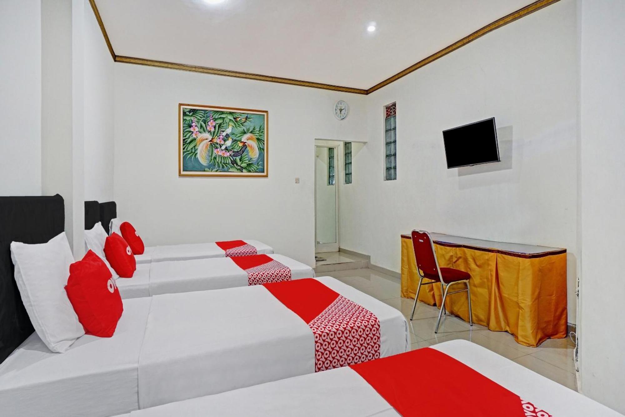 Oyo 90028 Hotel Victory Batu  Eksteriør billede